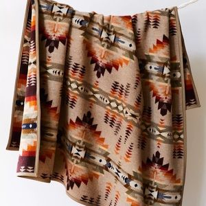 Pendleton Juniper Mesa Wool Blanket
